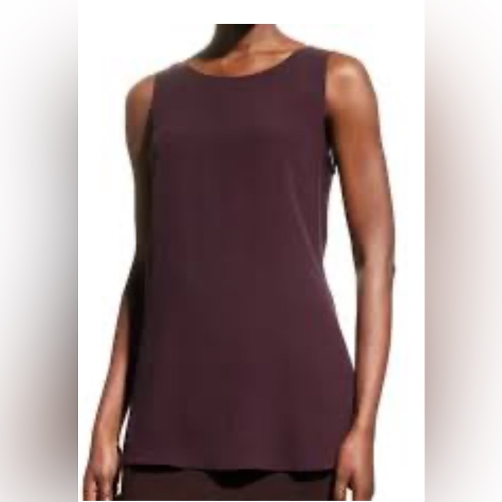 Aritzia Wilfred Free sleeveless blouse Large - plum colour